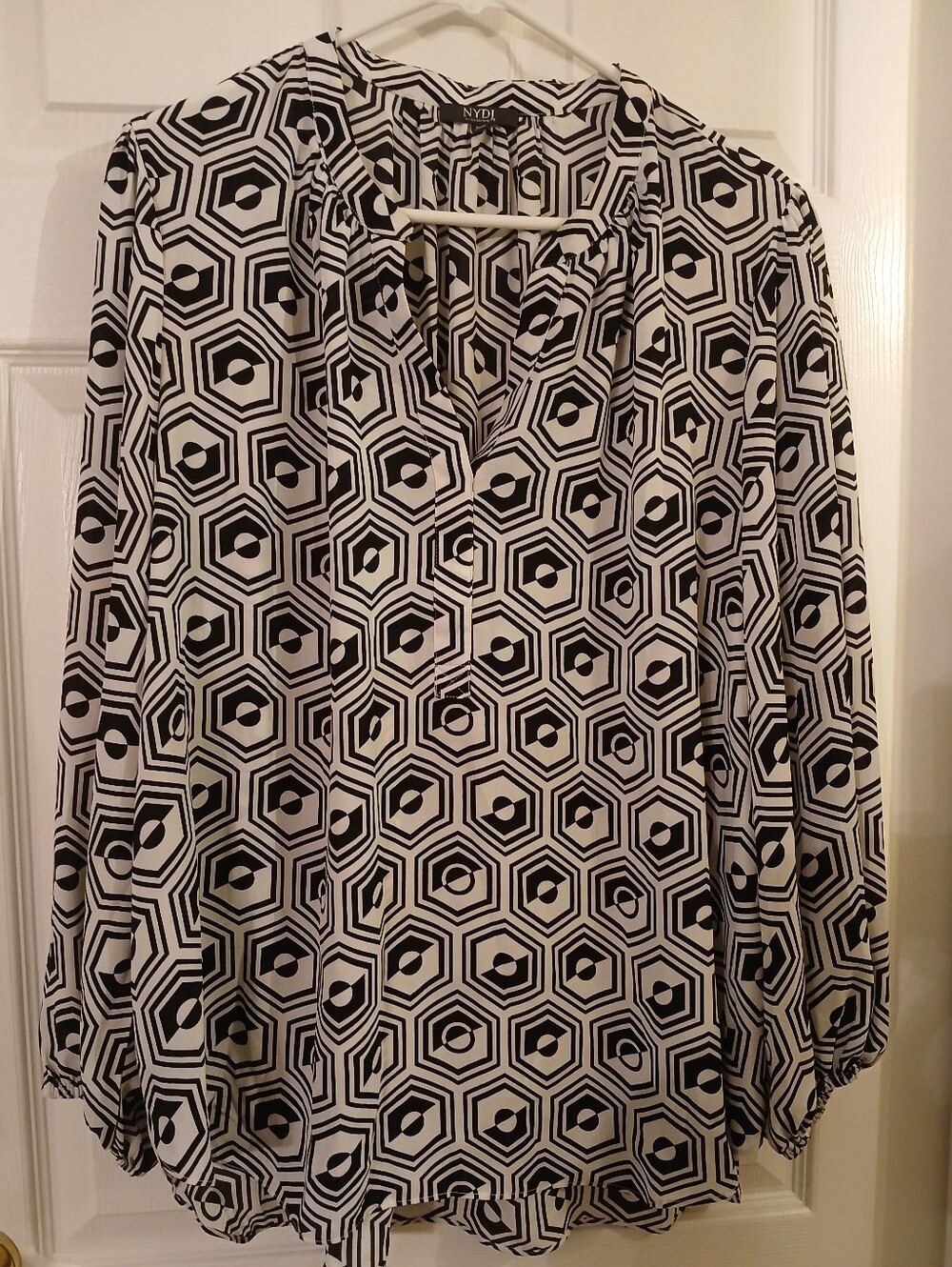 NYDJ Geometric Optical Hexagon Print Puff Sleeve Popover Blouse XL